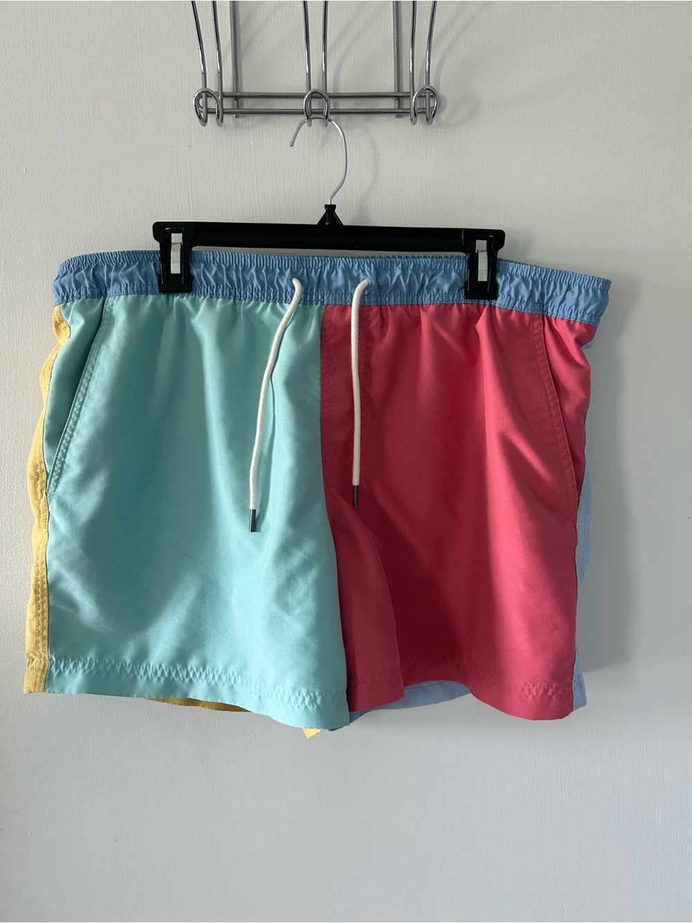 American Eagle Outfitters Colorblock Shorts in Pink, Mint & Yellow